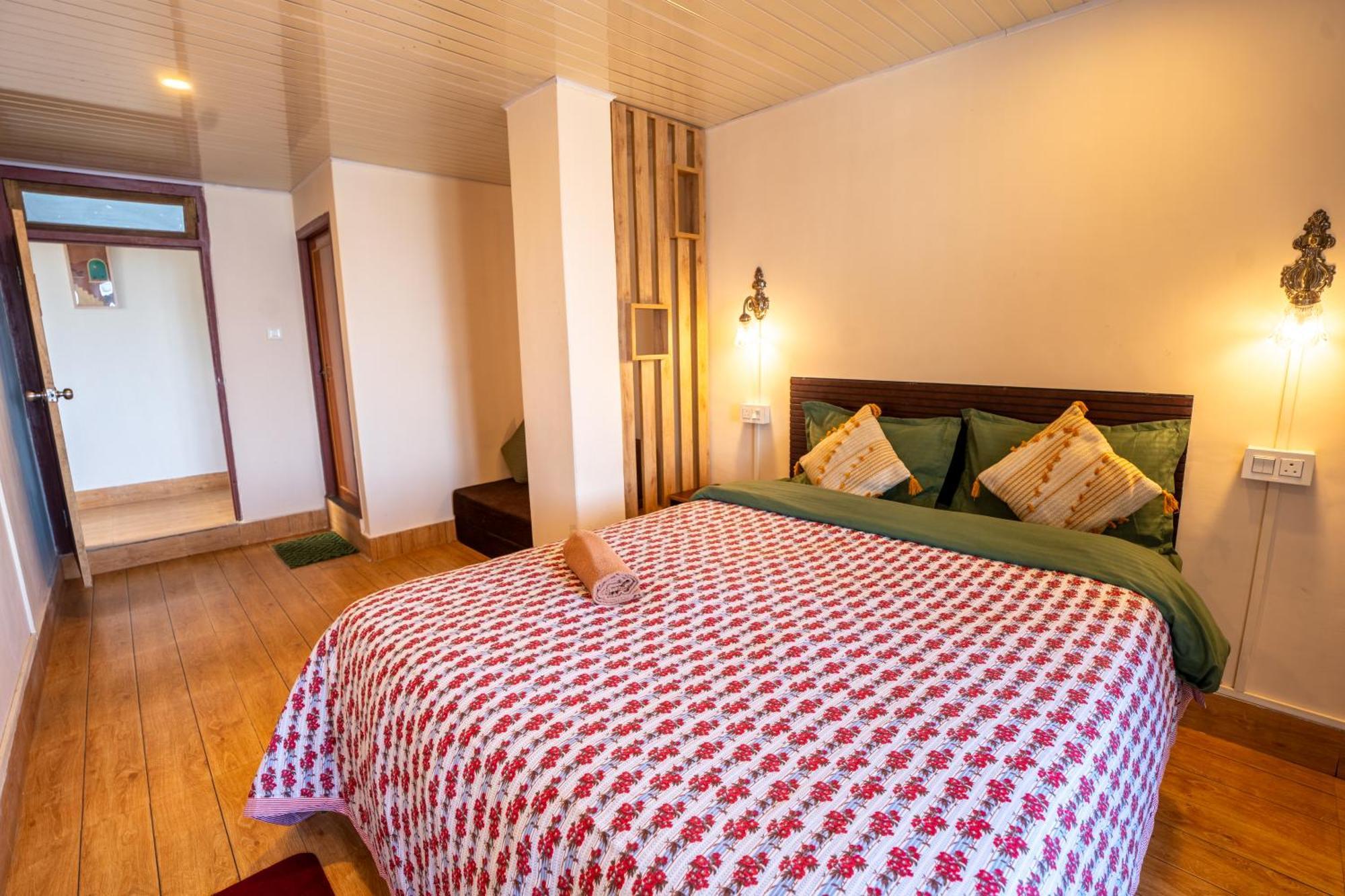 Monratino Himadrie -2 Mins Walk From Mall Road - All Rooms Have Kanchenjunga Mountain View Darjeeling  Eksteriør bilde